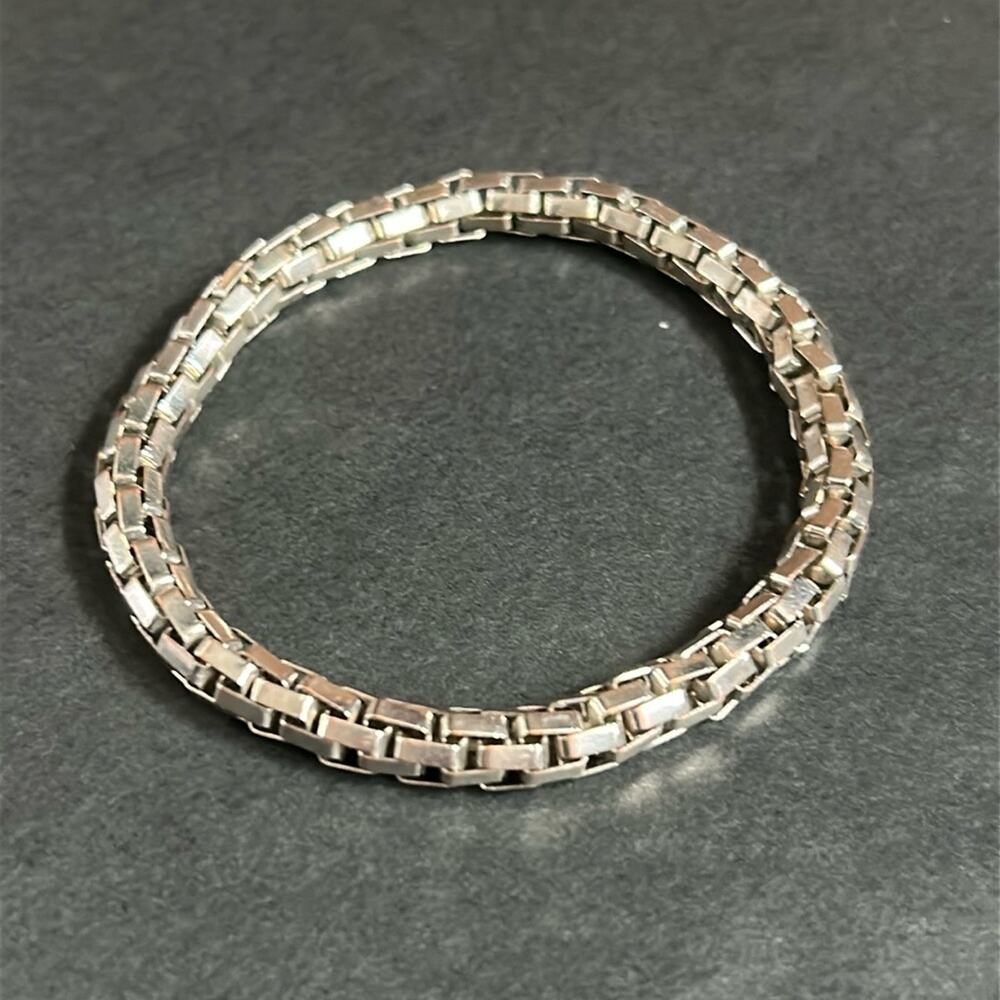 Vintage silver tone unisex chainlink bracelet one size stretches
